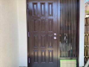 春日部市　玄関ドア　塗装完了